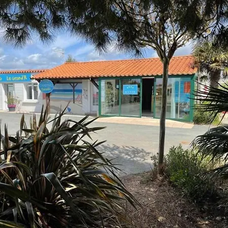 Mobilhome 4 Etoiles - Piscine - Eeebhc * La Faute-sur-Mer